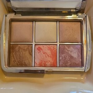Hourglass Ambient Lighting Edit-Sculpture